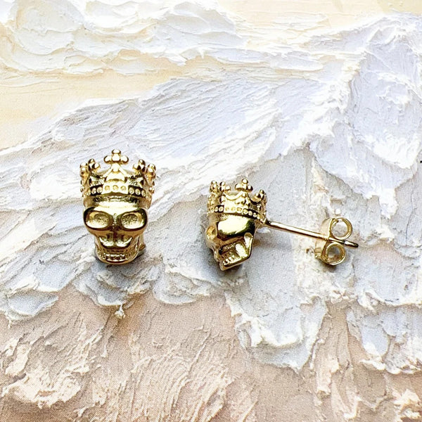 Boucles d'Oreilles Tête de Mort Couronne Dorée – vue 6